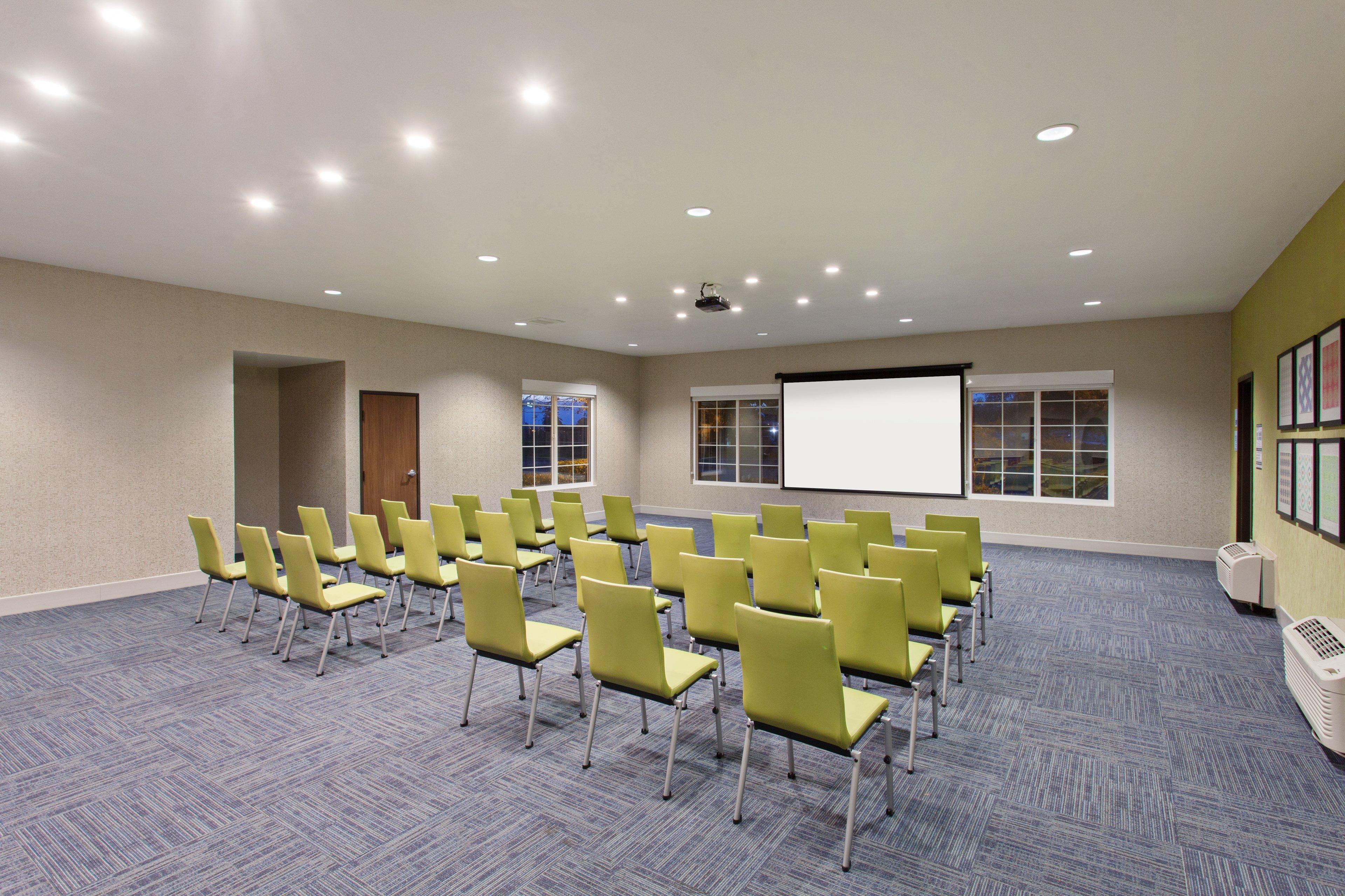 Holiday Inn Express & Suites Oakland - Airport By Ihg Exterior foto